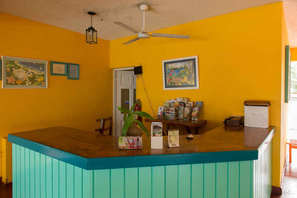 Tropical Court Inn New Kingston Exterior photo